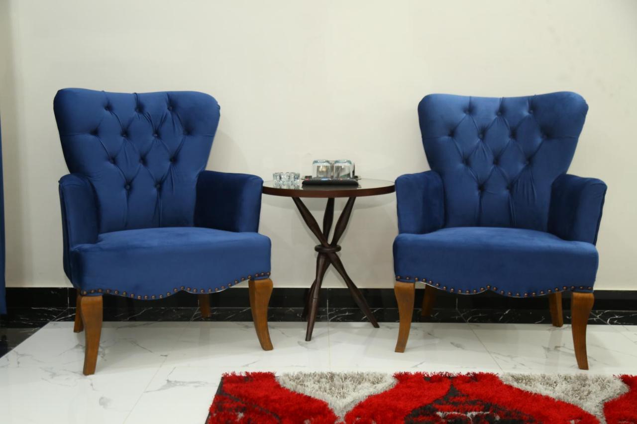 Grand Royal Bed & Breakfast Islamabad Ngoại thất bức ảnh