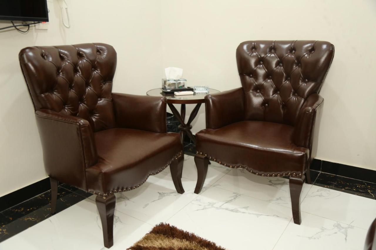 Grand Royal Bed & Breakfast Islamabad Ngoại thất bức ảnh