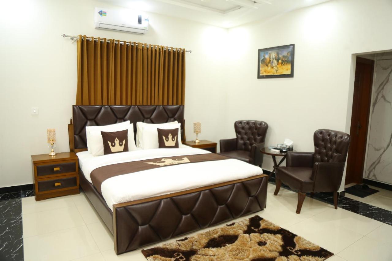 Grand Royal Bed & Breakfast Islamabad Ngoại thất bức ảnh