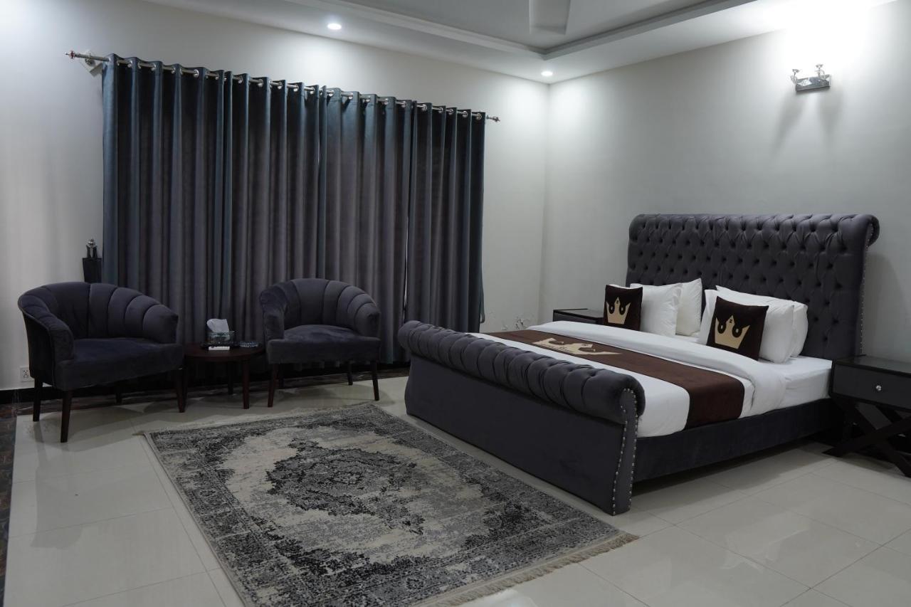 Grand Royal Bed & Breakfast Islamabad Ngoại thất bức ảnh
