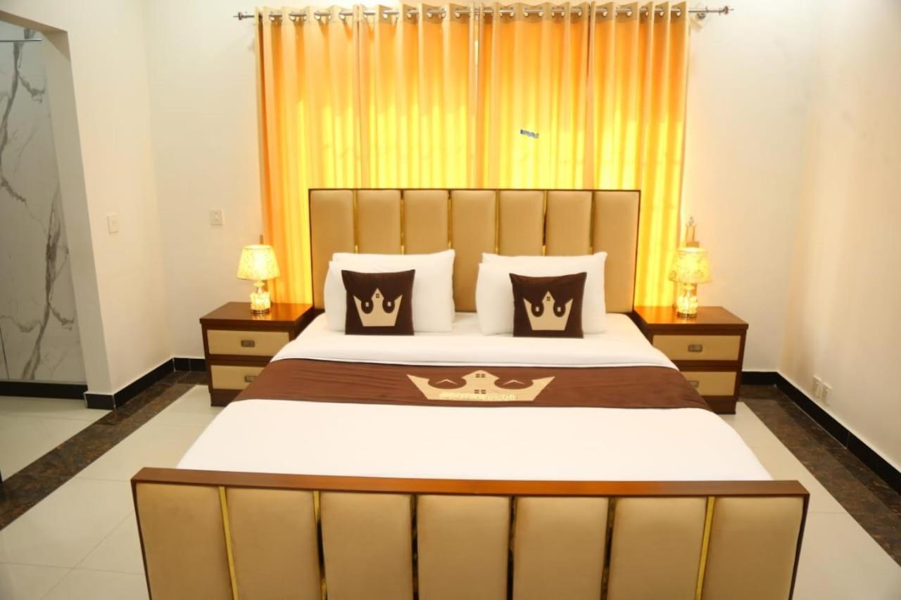 Grand Royal Bed & Breakfast Islamabad Ngoại thất bức ảnh