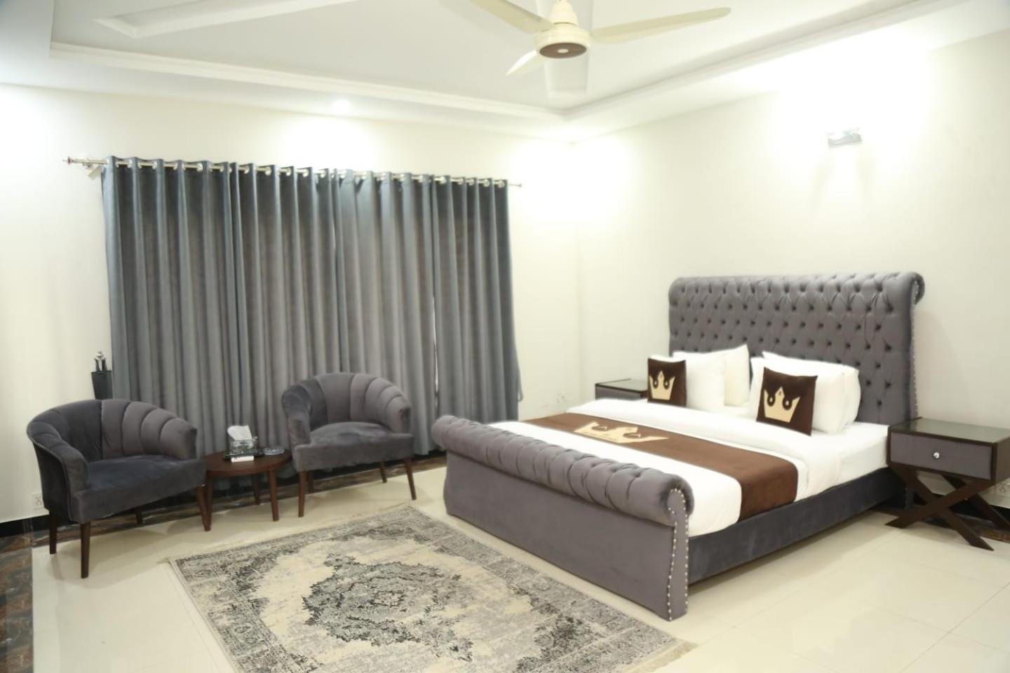 Grand Royal Bed & Breakfast Islamabad Ngoại thất bức ảnh